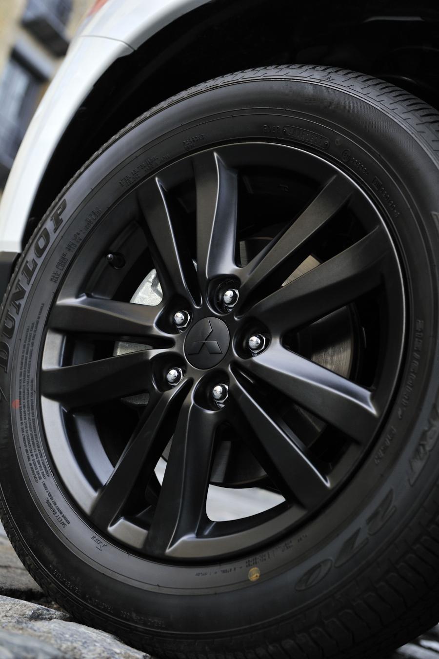  Mitsubishi ASX Black 2011 года  (UK) (фото 25 из 109)